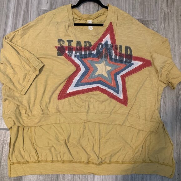 Magnolia Pearl Star Child Cotton Applique Hi Lo T-shirt - Picture 4 of 9